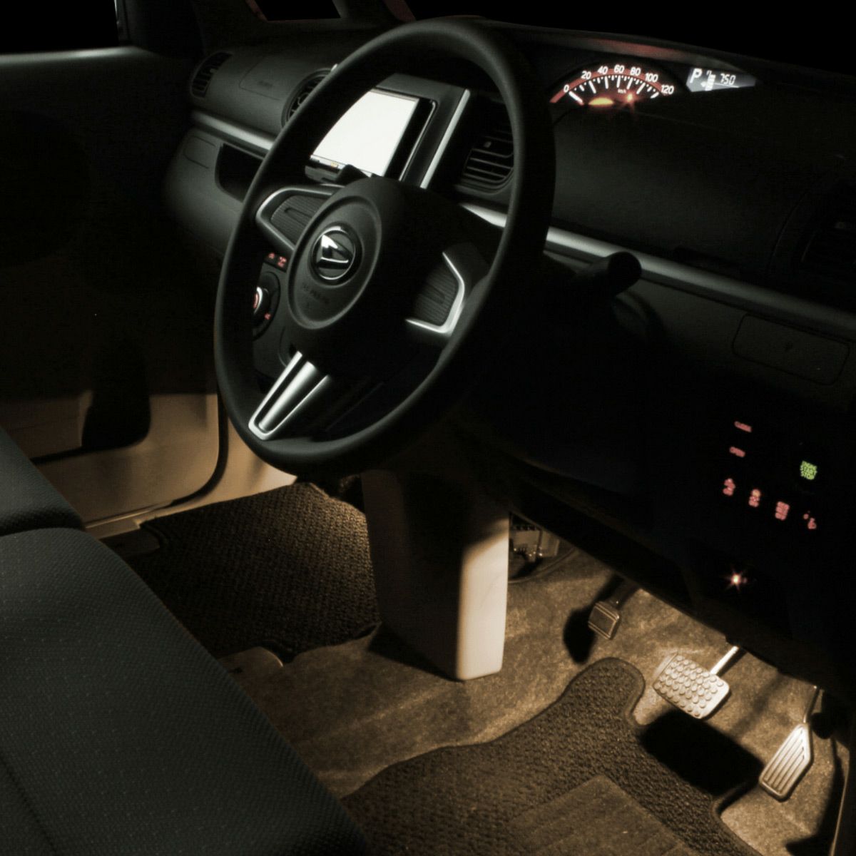 タント/タントカスタム(LA600S/LA610S)マイナーチェンジ後専用LED
